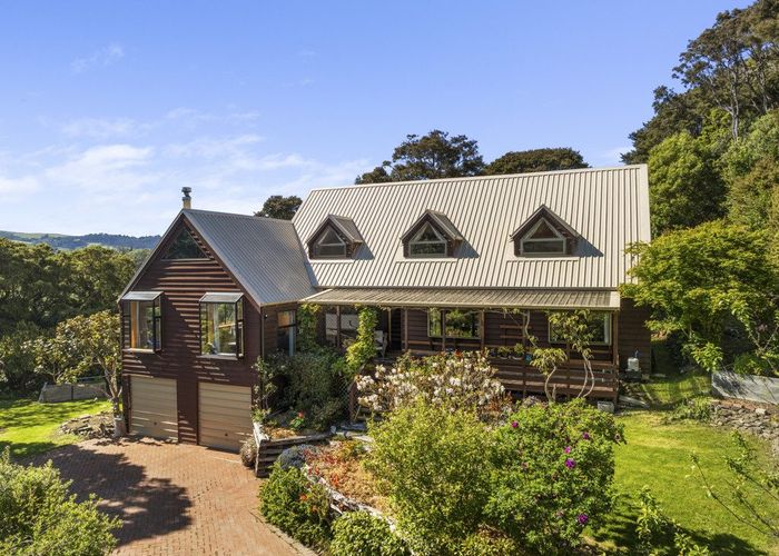  at 24 Garden Place, Glenleith, Dunedin, Otago