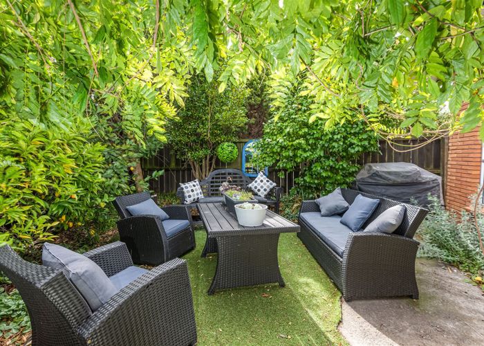  at 6 Chilton Drive, Mairehau, Christchurch