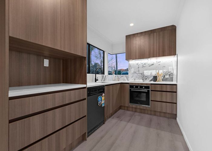  at 10K Rathgar Road, Henderson, Waitakere City, Auckland