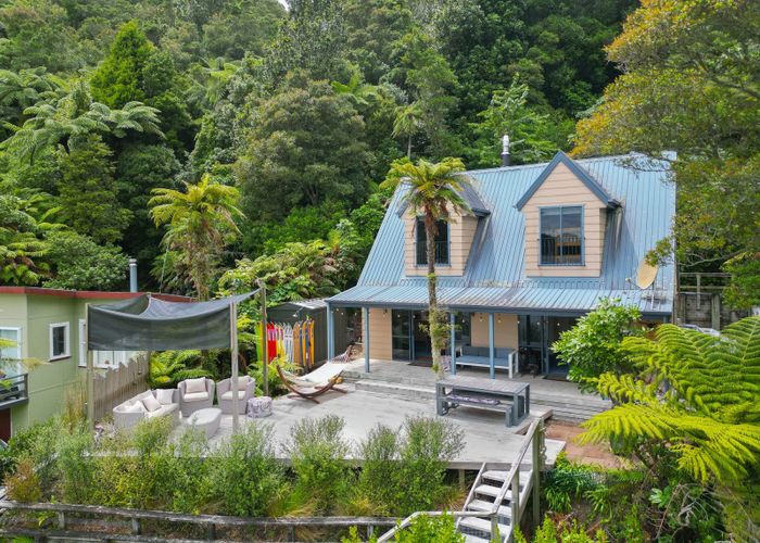  at 8 Chingford Road, Lake Rotoma, Rotorua, Bay Of Plenty