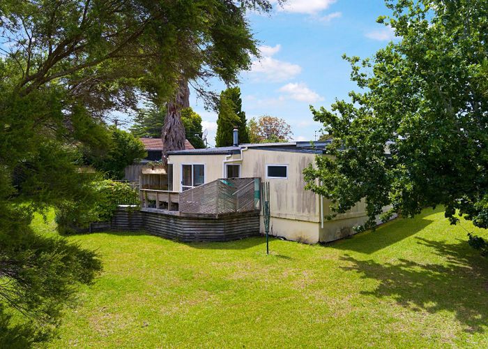  at 28 Ferry Parade, Herald Island, Waitakere City, Auckland