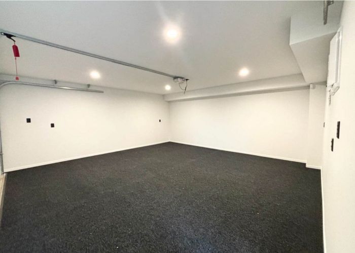  at 2 Embling Place, Eastern Beach, Manukau City, Auckland