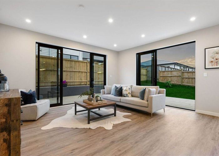  at 28 Longshore Drive, Long Bay, Auckland