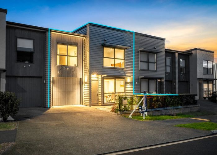  at 29 Matairangi Avenue, Totara Heights, Manukau City, Auckland