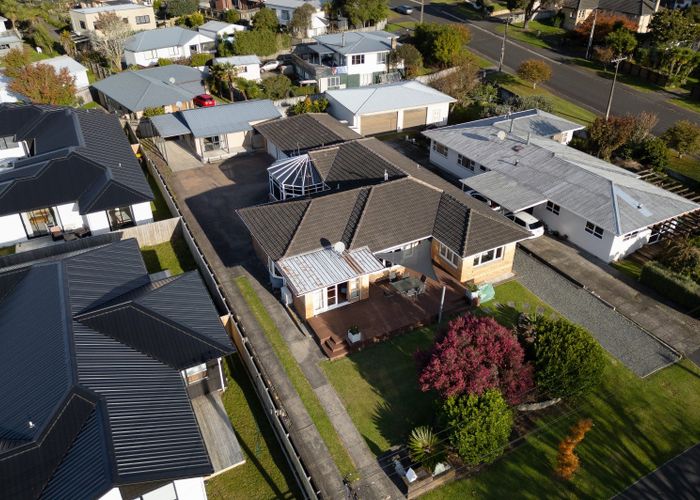  at 19 Bolmuir Road, Forest Lake, Hamilton