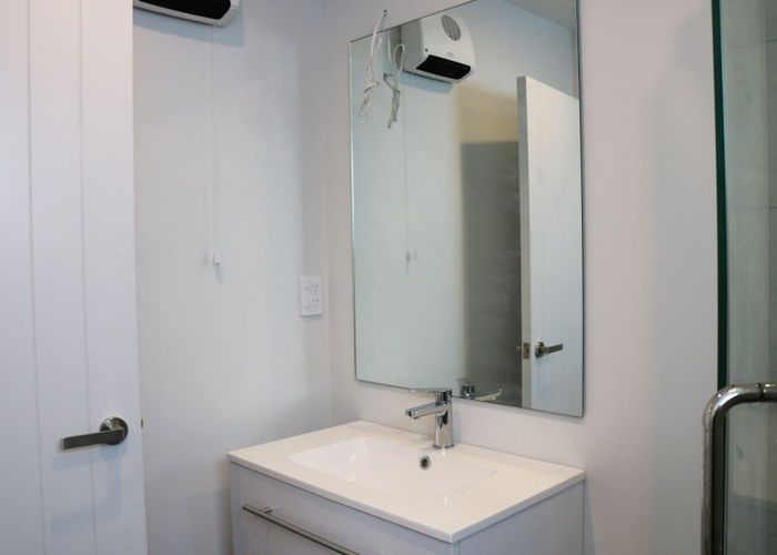  at 19B Central Terrace, Alicetown, Lower Hutt, Wellington