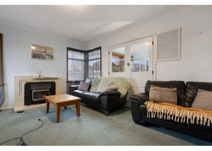  at 6 Gresham Terrace, New Brighton, Christchurch