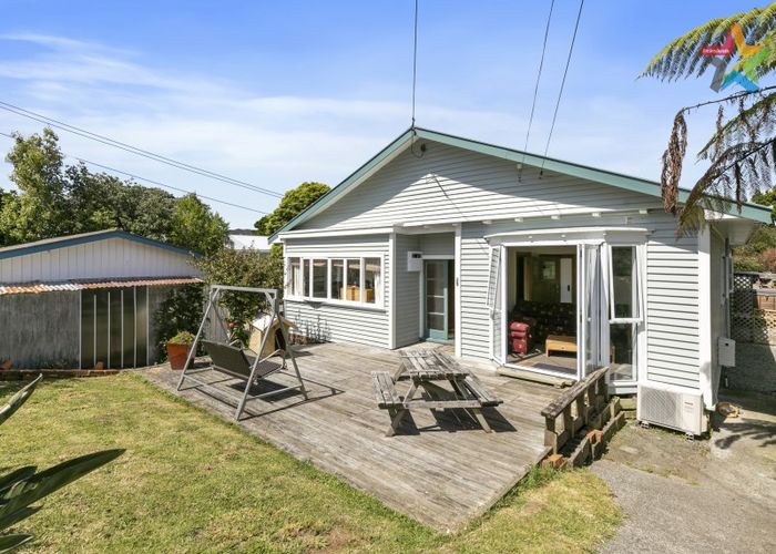  at 8 Edwin Street, Belmont, Lower Hutt