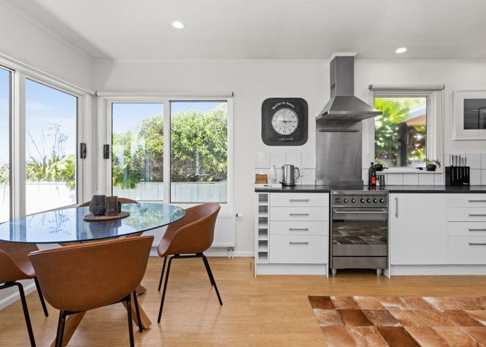 For sale 243 Clifton Road, Te Awanga, Hastings, Hawke's Bay homes.co.nz