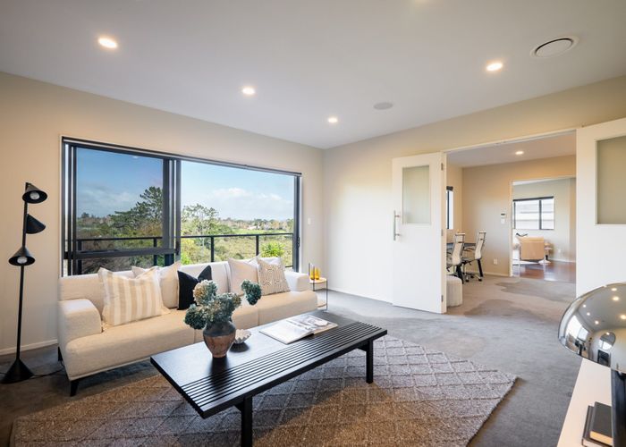  at 24 Schopolo Place, Schnapper Rock, North Shore City, Auckland