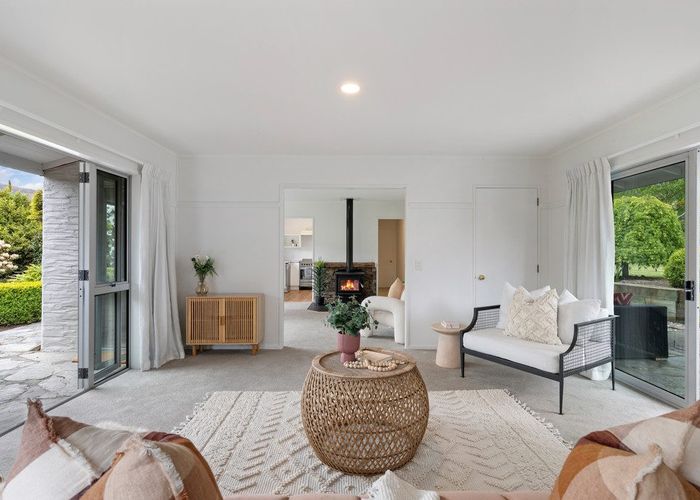  at 7 Kelvin Place, Kelvin Heights, Queenstown
