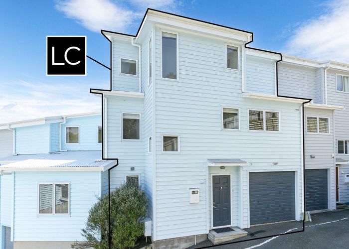  at 4/143 Cockayne Road, Khandallah, Wellington