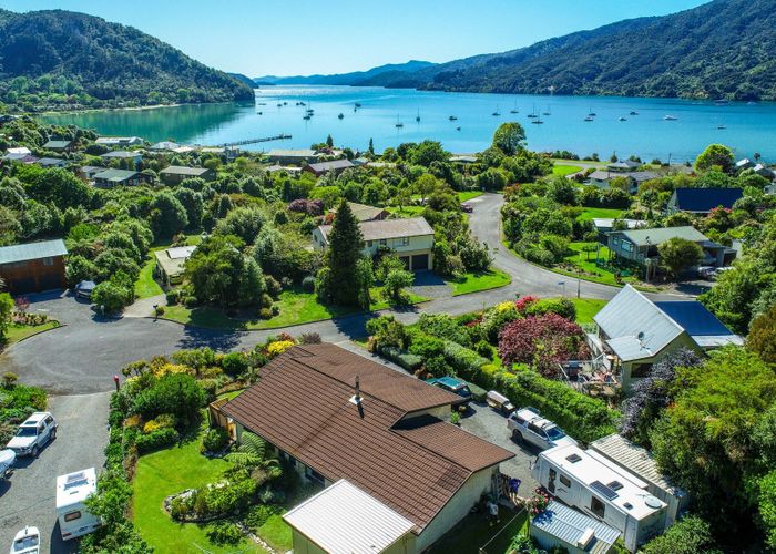  at 3 Okiwa Place, Picton