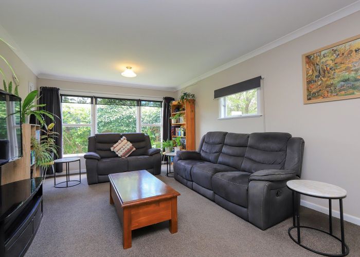  at 8 Neeve Place, Taradale, Napier