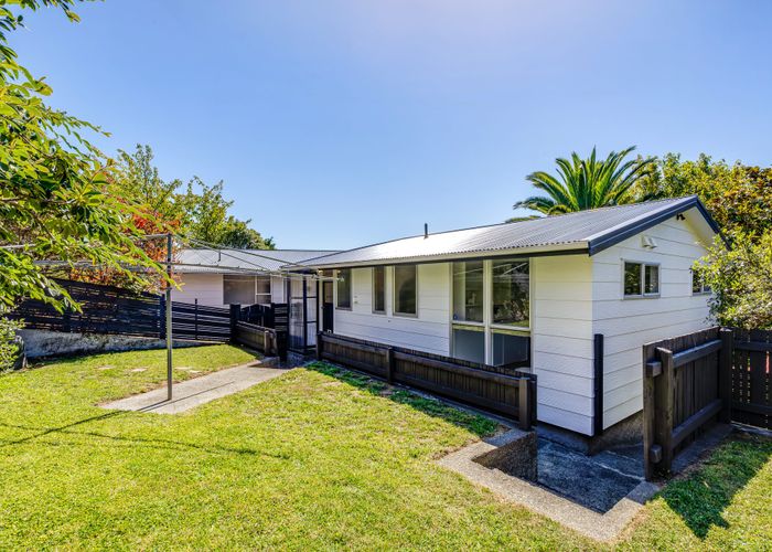  at 32 Antrim Crescent, Wainuiomata, Lower Hutt, Wellington