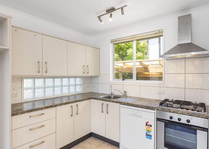  at 8 Mamaku Street, Paraparaumu, Paraparaumu