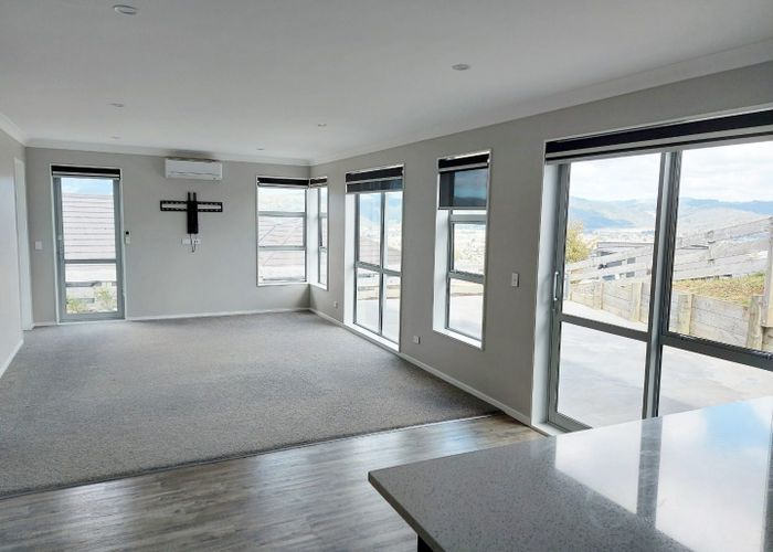  at 31 Percy Kinsman Crescent, Riverstone Terraces, Upper Hutt, Wellington