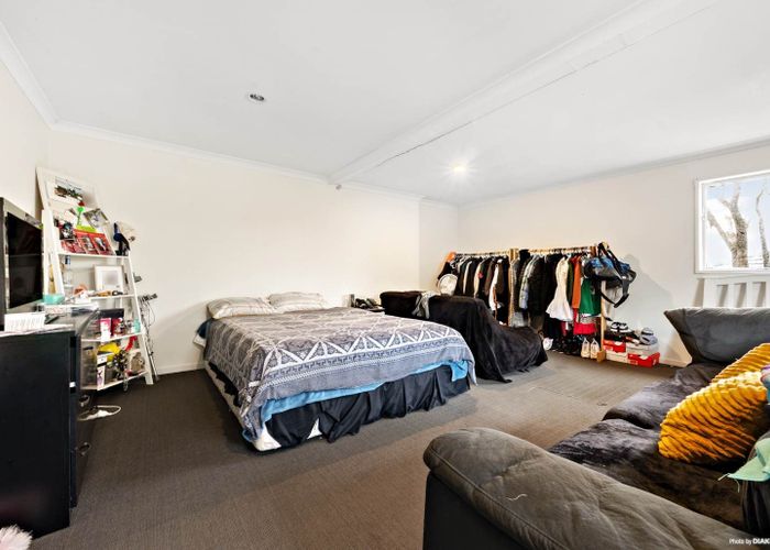  at 37 Amberley Avenue, Te Atatu South, Waitakere City, Auckland