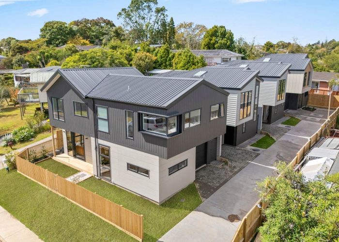  at Lot 2/36 Waverley Avenue, Glenfield, North Shore City, Auckland