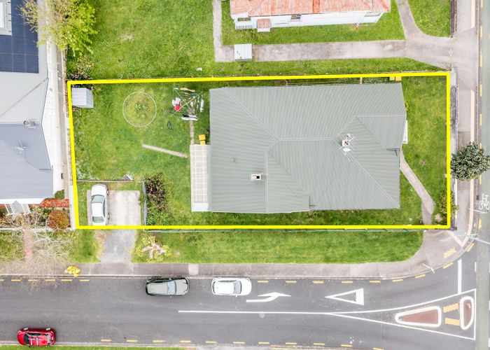 Recently sold 374 Lake Road, Takapuna, Auckland homes.co.nz