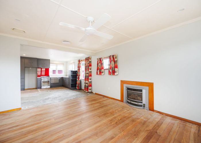  at 8 Duff Crescent, Highbury, Palmerston North