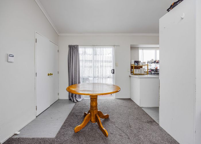  at 1/20 Solveig Place, Randwick Park, Manukau City, Auckland