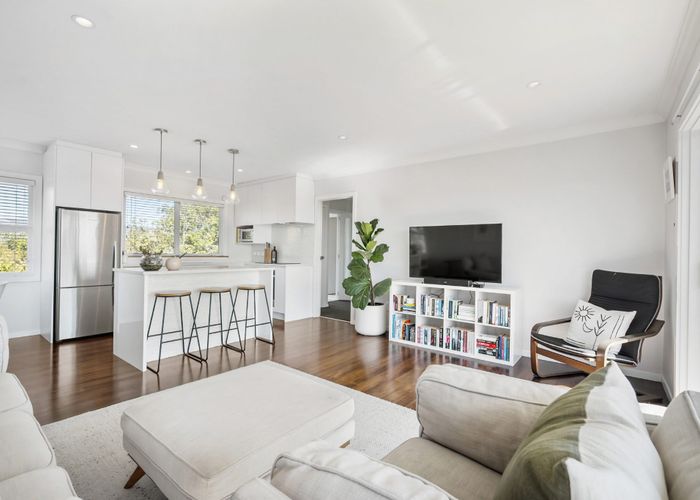  at 3/7 Onepoto Road, Hauraki, North Shore City, Auckland