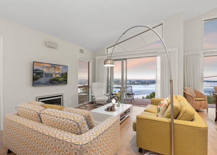  at 44 Saint Andrews Hill Road, Mount Pleasant, Christchurch City, Canterbury