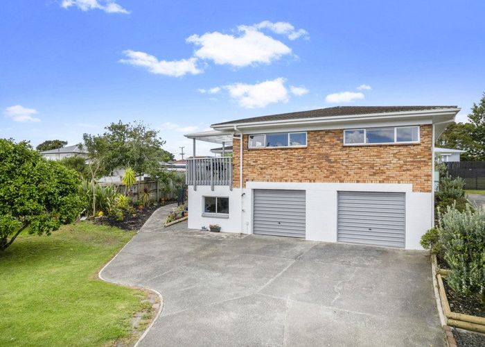  at 6 Taioma Crescent, Te Atatu Peninsula, Waitakere City, Auckland