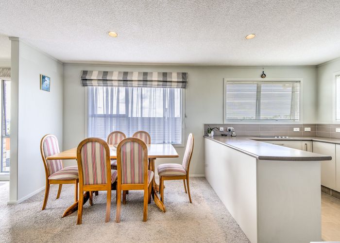  at 12 Salmond Place, Dinsdale, Hamilton, Waikato