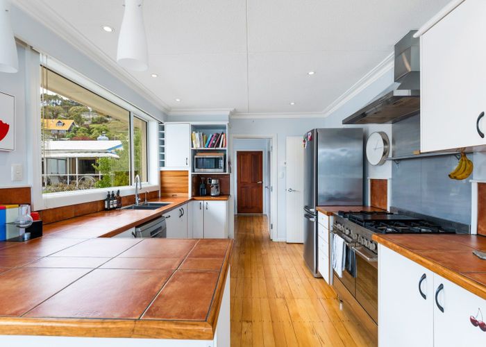  at 10a Wharfdale Street, Macandrew Bay, Dunedin, Otago