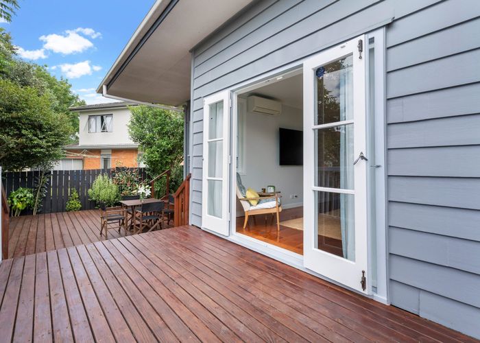 at 40 Garelja Road, Henderson, Auckland