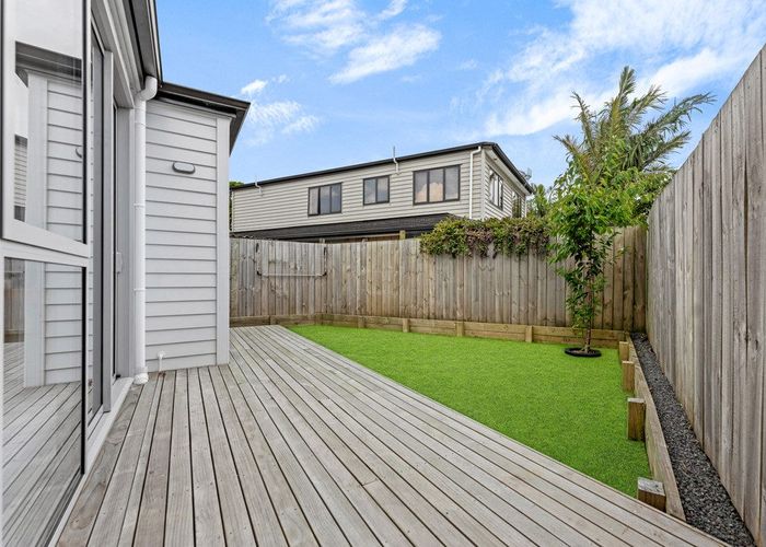  at 8/5 Grange Road, Papatoetoe, Manukau City, Auckland