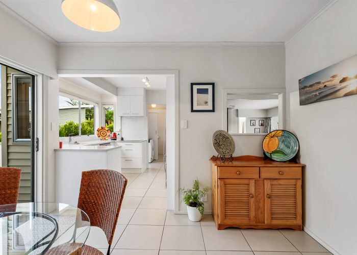  at 34 Konini Road, Titirangi, Auckland