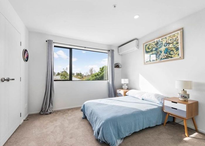  at 2/46  TE KANAWA CRESCENT, Henderson, Waitakere City, Auckland