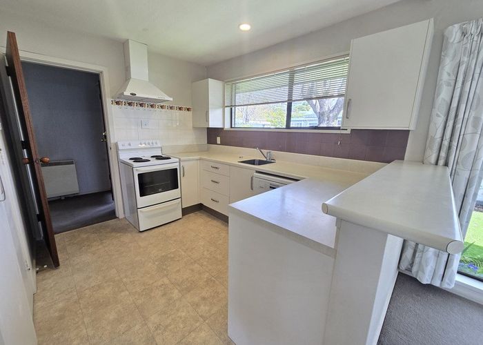  at 2B Woodbridge Road, Cashmere, Christchurch City, Canterbury