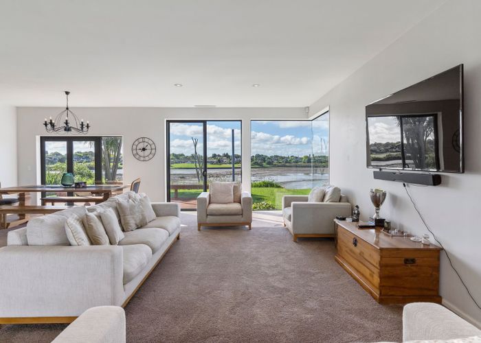  at 48 Keywella Drive, Conifer Grove, Papakura, Auckland