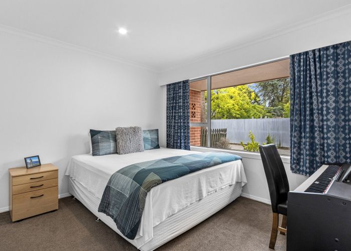  at 2/5 Clyde Road, Upper Riccarton, Christchurch