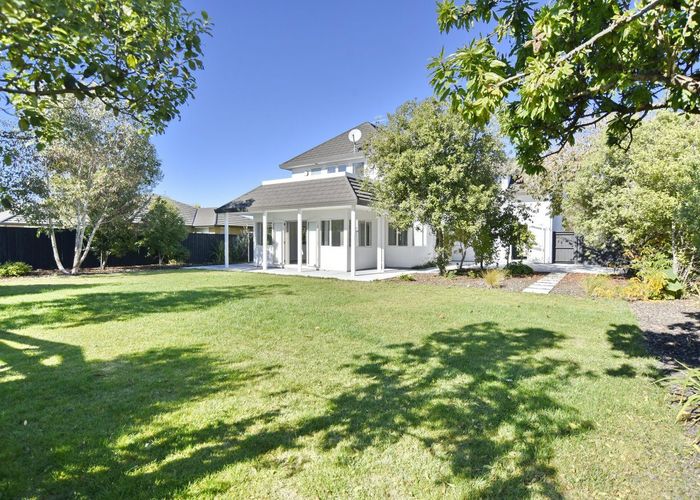  at 3 Glastonbury Drive, Burwood, Christchurch