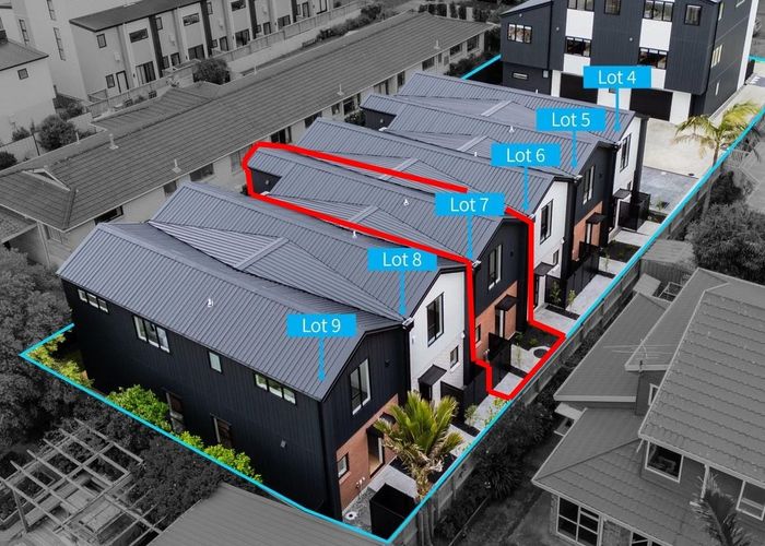  at 7/33 Roberton Road, Avondale, Auckland City, Auckland