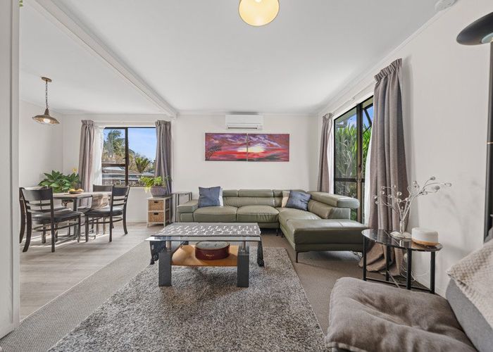  at 1/29 Edwin Freeman Place, Ranui, Waitakere City, Auckland