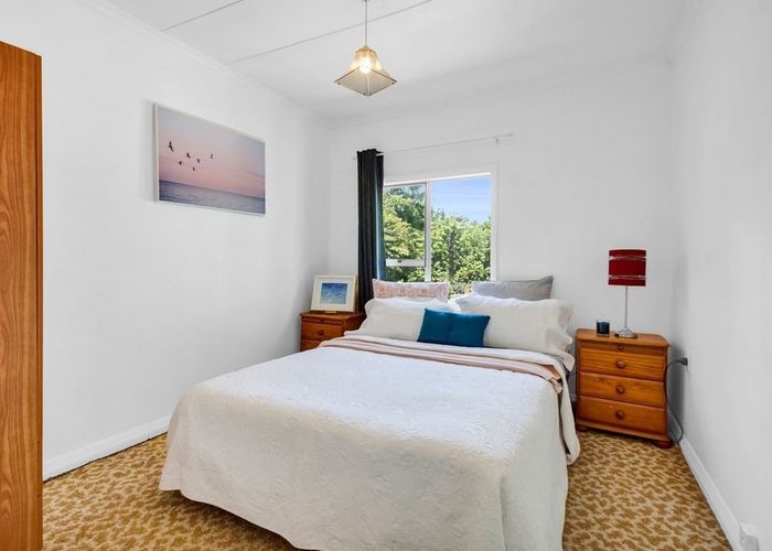  at 20 Onaero Beach Road, Onaero