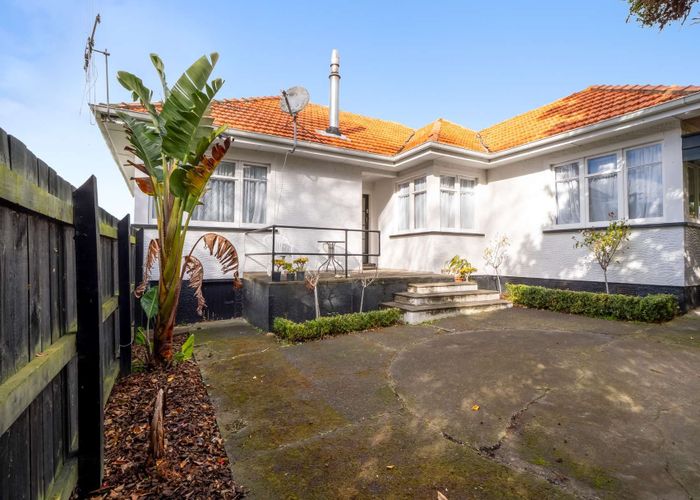  at 5 Durie Street, Durie Hill, Whanganui, Manawatu / Whanganui