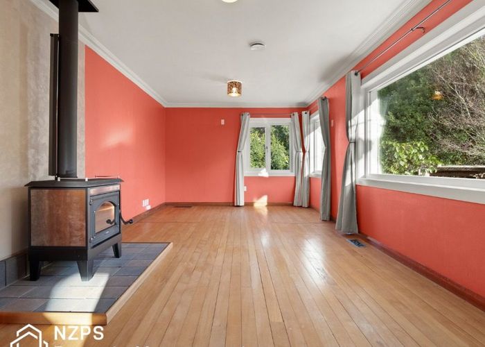  at 23 Aberdeen Road, Saint Clair, Dunedin