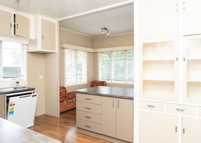  at 12 Tisdall Street, Hamilton Central, Hamilton
