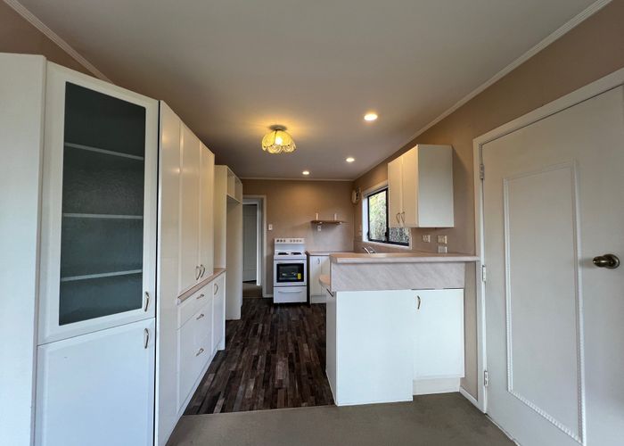  at 27A Brookview Court, Queenwood, Hamilton