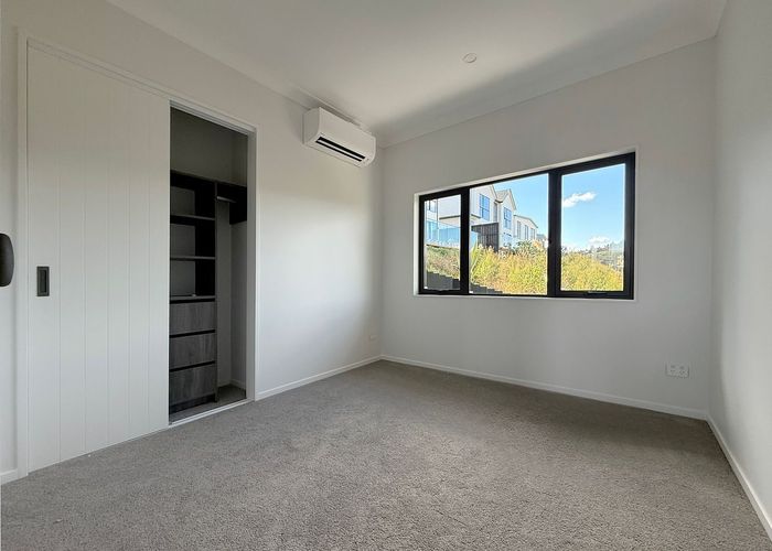  at 30 Ridgehill Rise, Flat Bush, Auckland