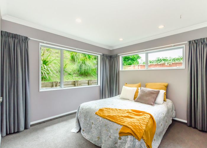  at 15 Kennedy Place, Waikanae Beach, Waikanae