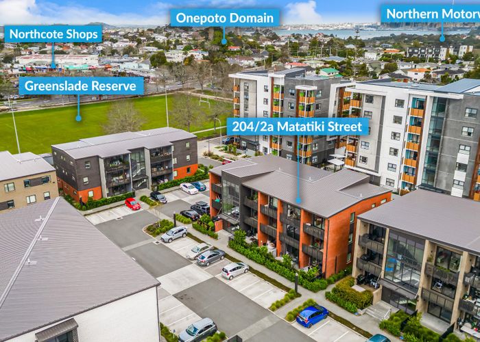  at 204/2a Matatiki Street, Northcote, North Shore City, Auckland