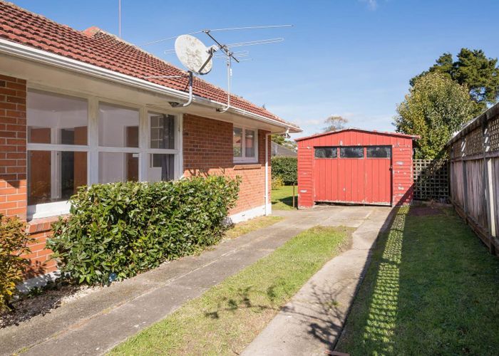  at 8 Stanaway Street, Hillcrest, North Shore City, Auckland